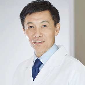 福島俊彦院長の写真